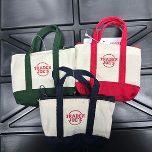 Trader Joe's Canvas Tote Bags Set